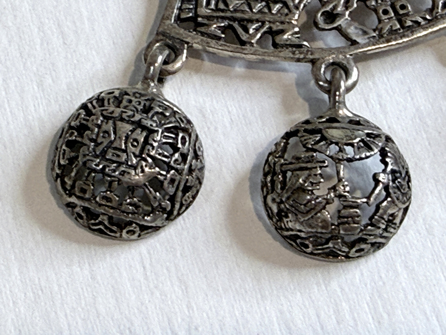 Vintage Sterling Silver Peru Artisan Fetish Necklace with Figural Filigree Pendant Inlaid Chrysocolla
