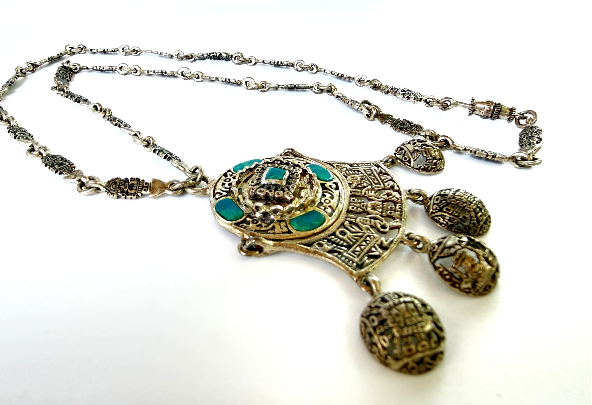Vintage Sterling Silver Peruvian necklace with filigree pendant and chrysocolla inlay