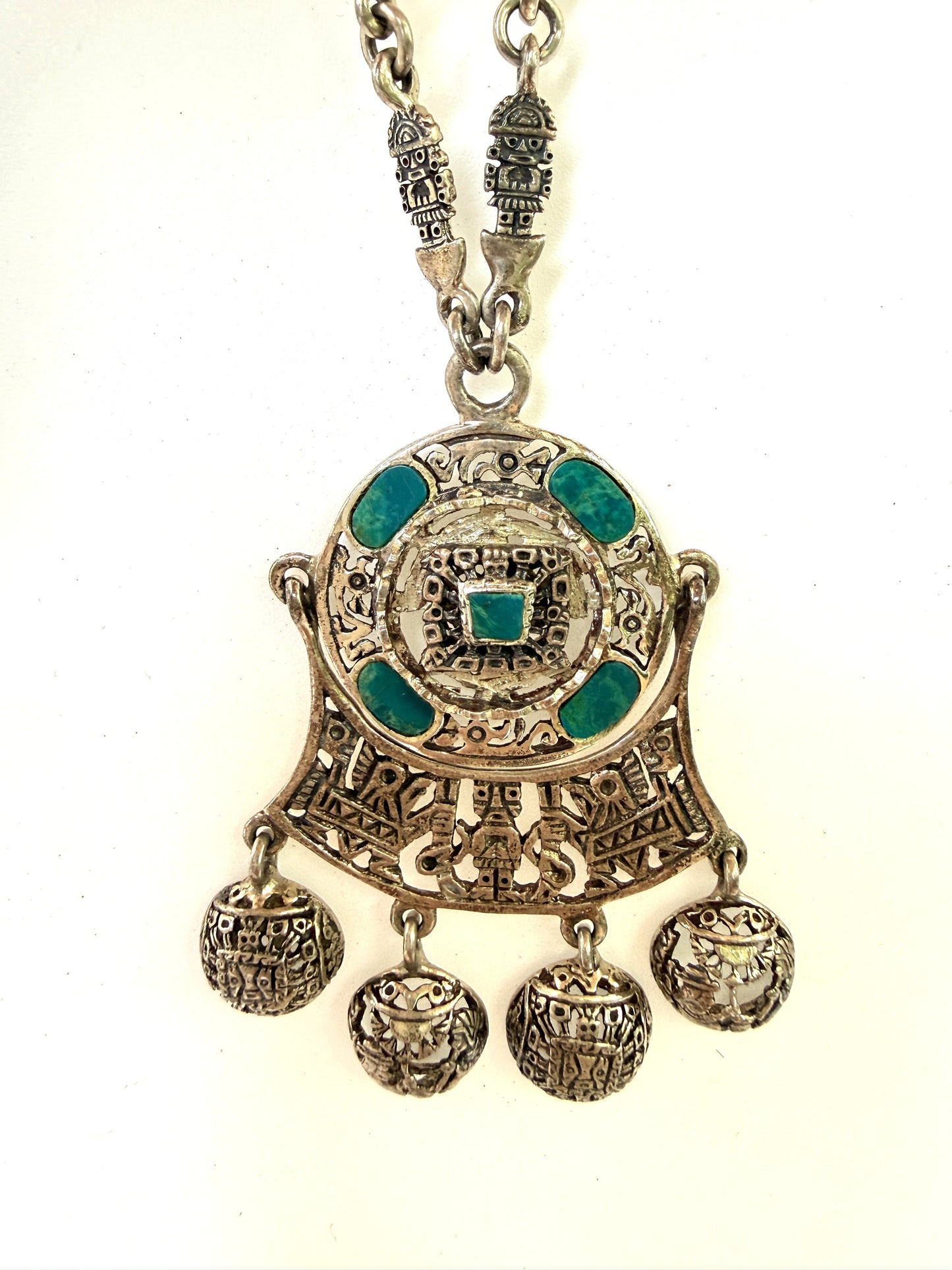 Vintage Sterling Silver Peruvian necklace with filigree pendant and chrysocolla inlay