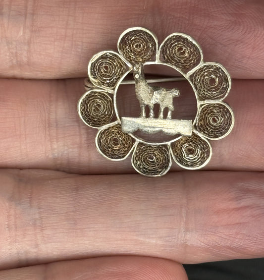 Vintage Sterling Silver Peru Llama Pin — Handmade Artisan Alpaca Brooch Stamped 925 1"